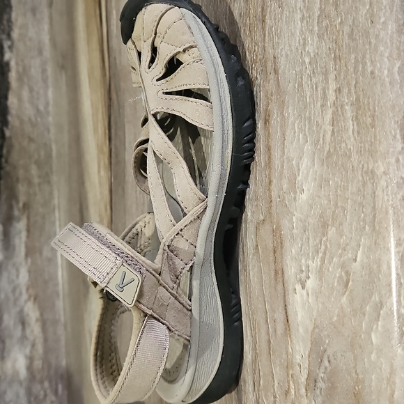Keen Sandal Rose Size 6 Color Gray - Picture 2 of 7